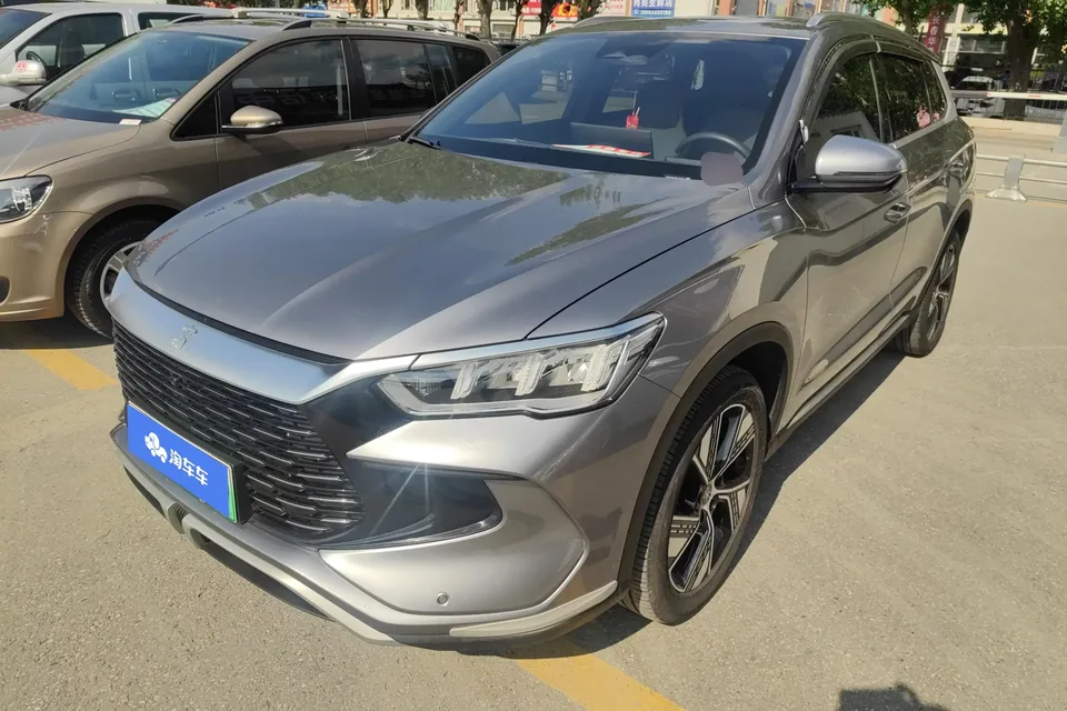 BYD Song Pro DM Song Pro DM 2023 DM-i Champion Edition 110km Excellence 2023 — photo 1, buy with delivery to Moscow