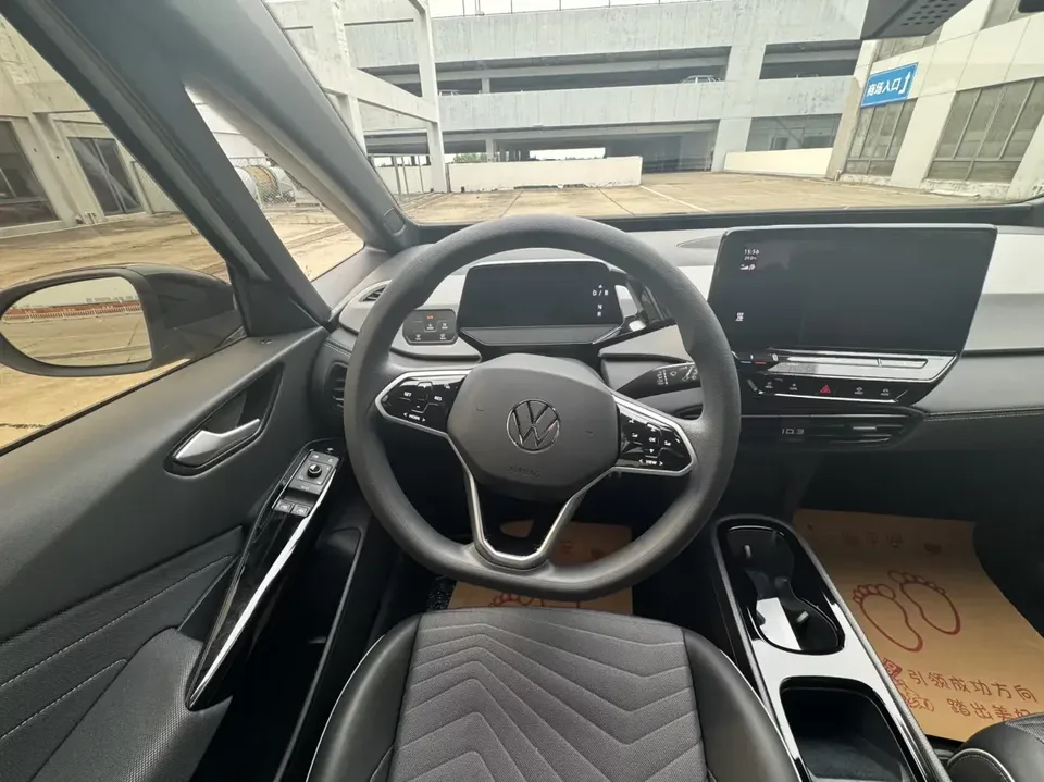 Volkswagen ID.3 Volkswagen ID.3 2023 Upgraded Pure Smart Edition 2024 — thumbnail 4