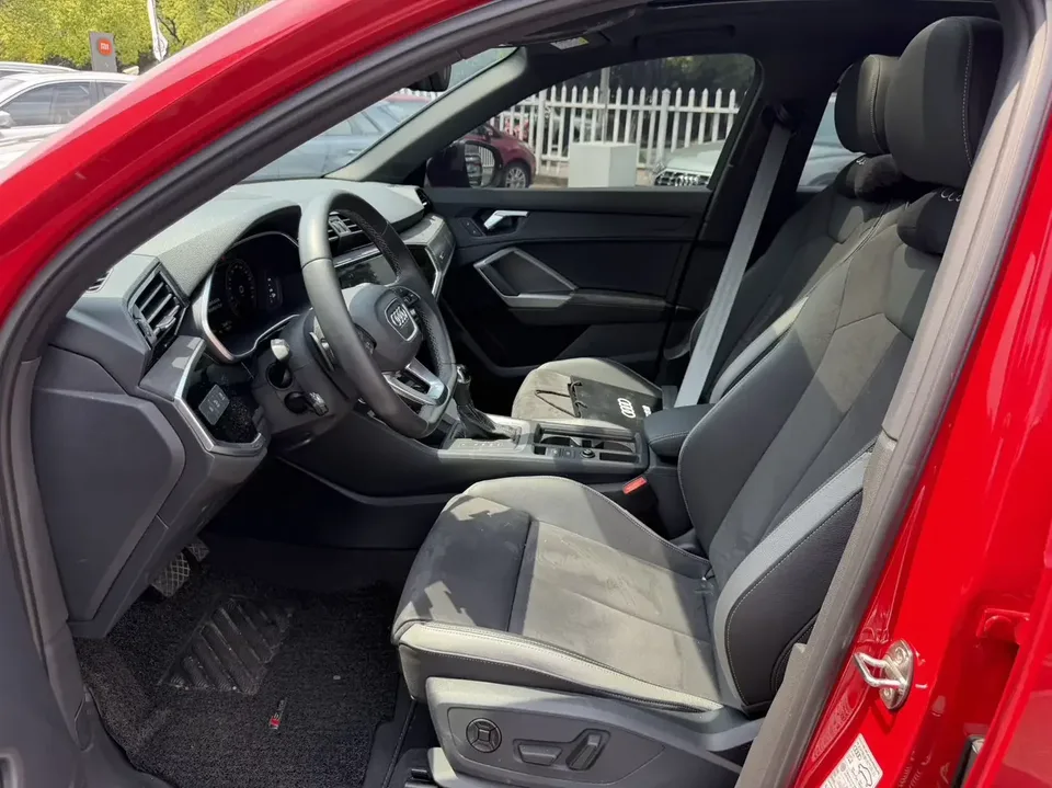 Audi Q3 Audi Q3 2023 35 TFSI Stylish Dynamic 2022 — thumbnail 5