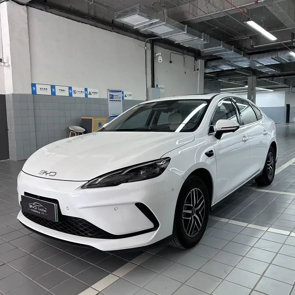 BYD Seal 05DM Seal 05DM 2025 DM-i 120KM flagship version 2025 — photo 1, buy with delivery to Moscow
