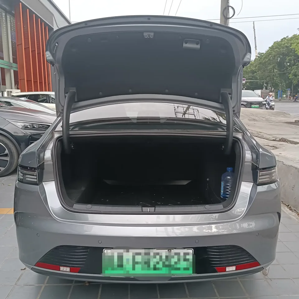 BYD Destroyer 05 Destroyer 05 2024 Honor Edition DM-i 120KM Premium 2024 — thumbnail 5