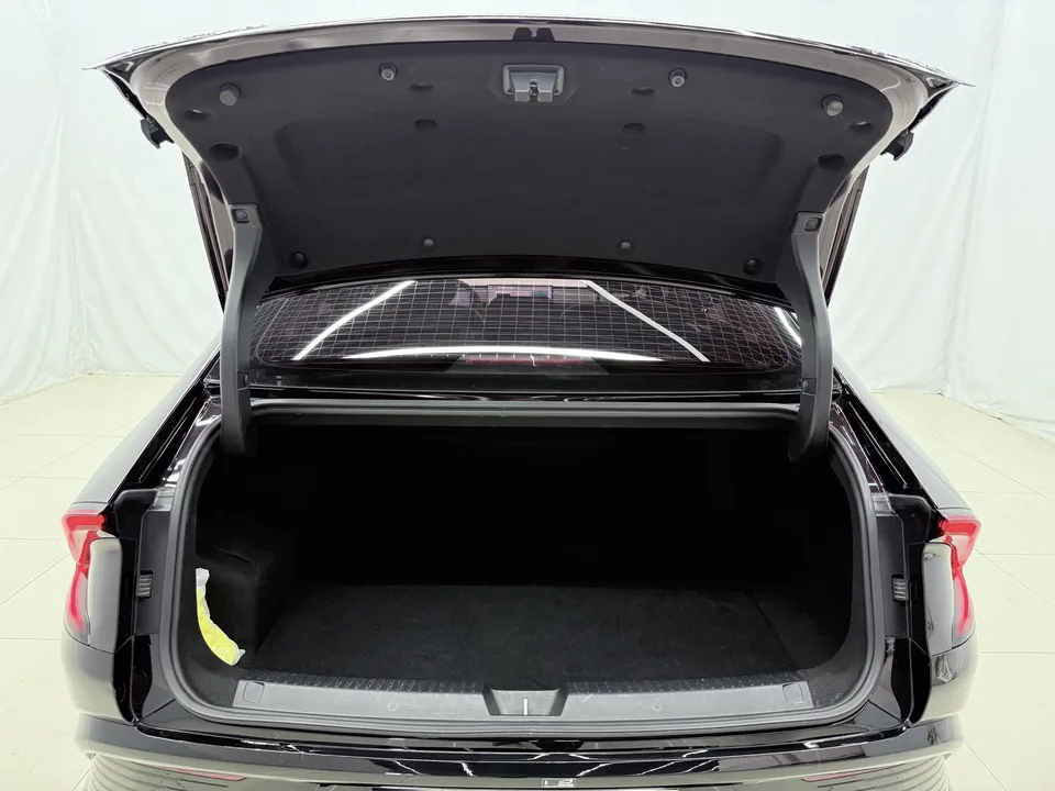 Wuling Starlight PHEV Wuling Starlight PHEV 2023 150 Advanced Version 2024 — thumbnail 5