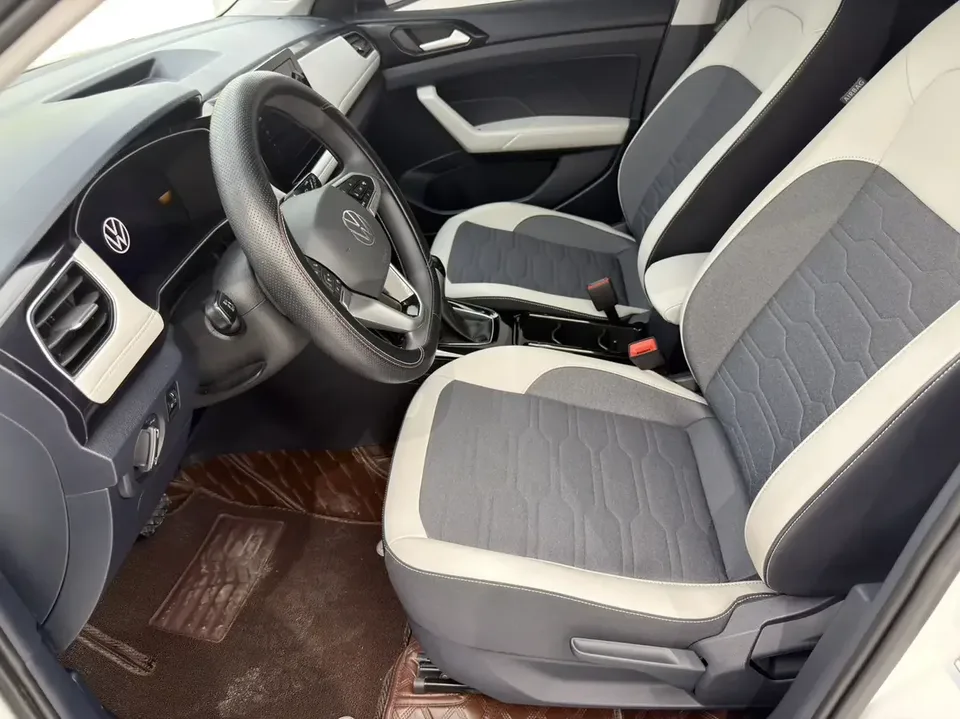 Volkswagen Tharu tuyue 2025 New 1.5L Sharp Edition 2024 — миниатюра 5