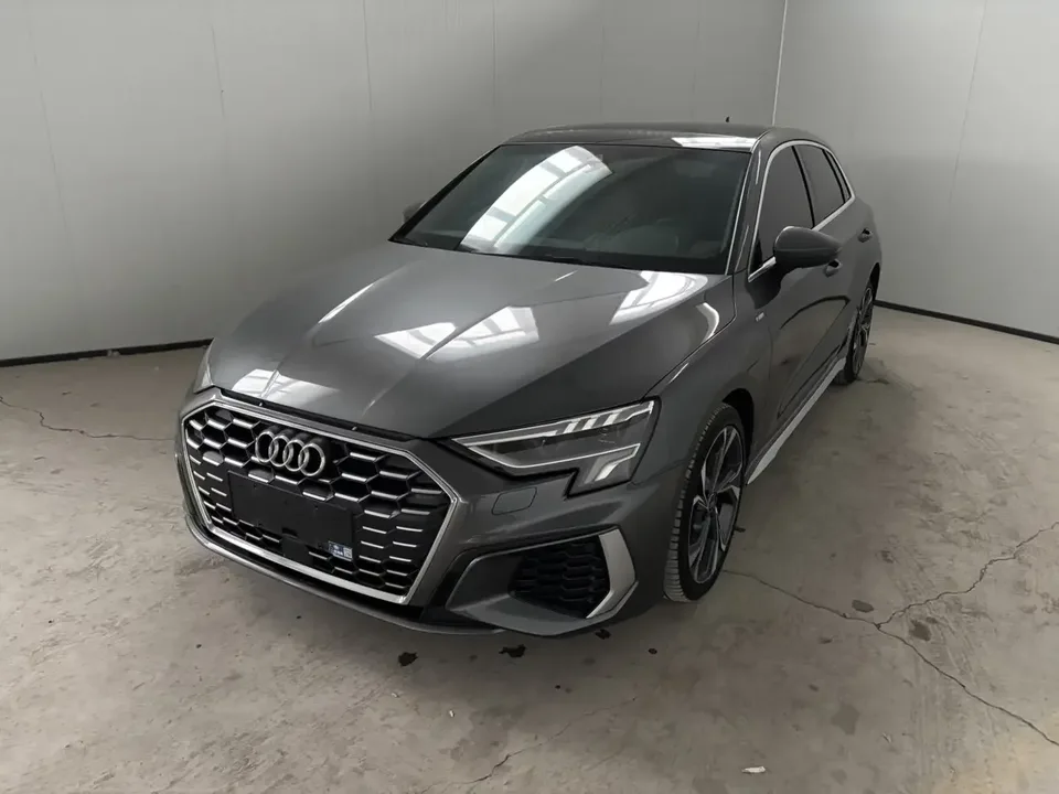 Audi A3 Audi A3 2022 Sportback 35 TFSI Luxury Sports 2022 — photo 1, buy with delivery to Moscow