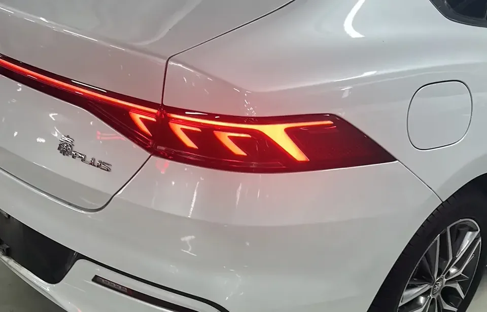 BYD Qin PLUS EV Qin PLUS EV 2021 500KM Luxury 2025 — thumbnail 4