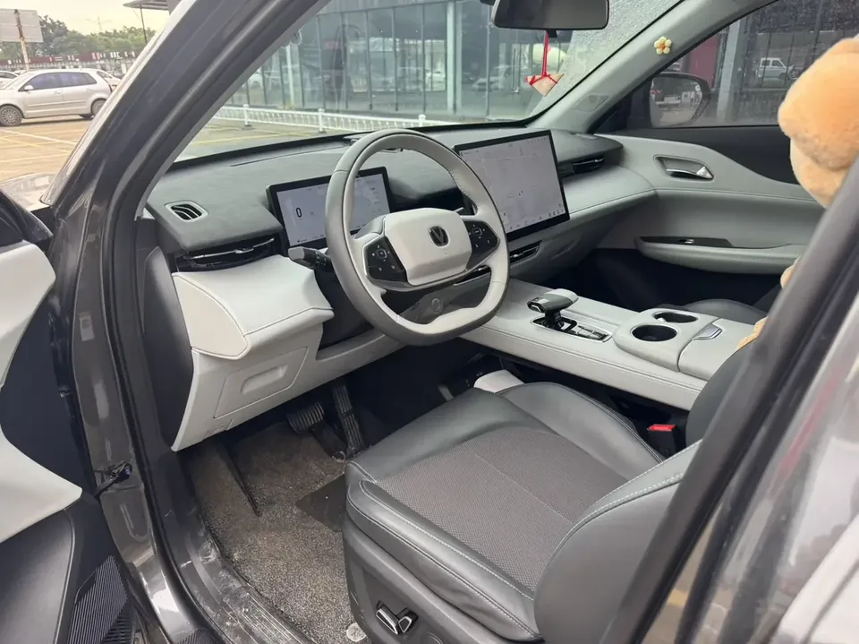 Changan Uni-Z Changan UNI-Z 2024 1.5T DCT Luxury 2025 — миниатюра 4