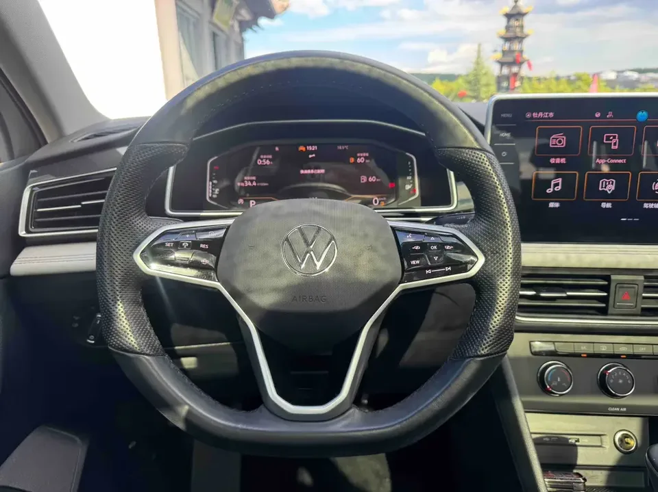 Volkswagen Tiguan L Tiguan L 2023 280TSI Limited Edition 2022 — миниатюра 5