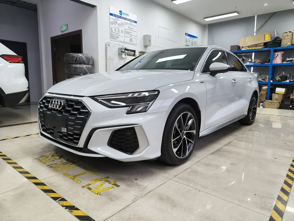 Audi A3 Audi A3 2022 A3L Limousine 35 TFSI Progressive Sports 2022 — фото 1, купить с доставкой в Москву