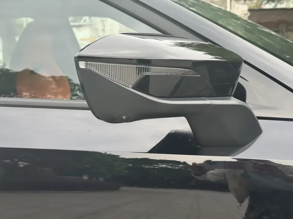 Changan UNI-V Changan UNI-V 2025 Third-generation 2.0T Powertrain 2025 — thumbnail 3