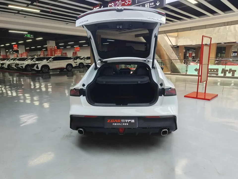 Changan UNI-V Changan UNI-V 2023 1.5T Premium 2024 — thumbnail 5