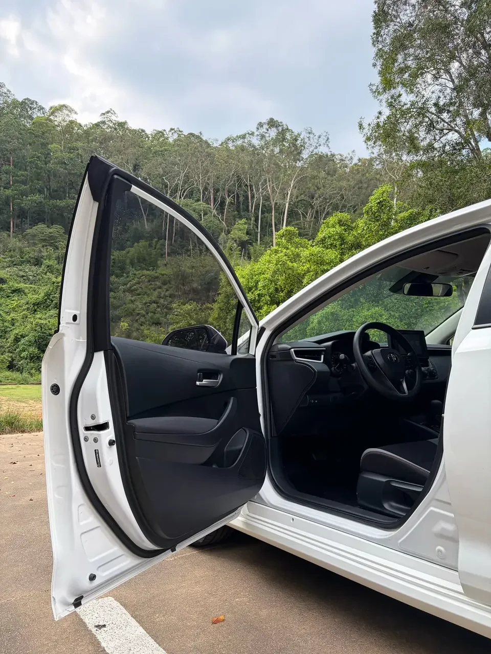 Toyota Corolla Corolla 2023 1.2T S-CVT Pioneer Edition 2023 — thumbnail 3