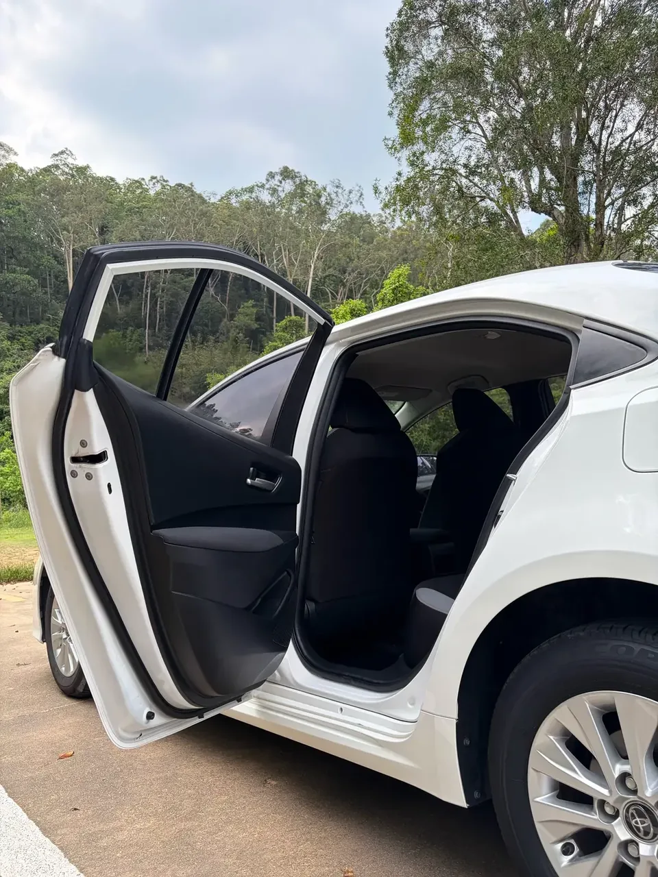 Toyota Corolla Corolla 2023 1.2T S-CVT Pioneer Edition 2023 — thumbnail 4