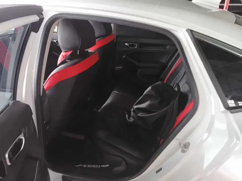 Honda Integra Style 2022 240TURBO CVT Deluxe Edition 2023 — thumbnail 3