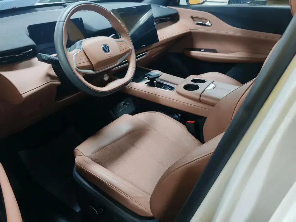 Changan Uni-Z Changan UNI-Z 2025 1.5T DCT Luxury 2024 — thumbnail 4