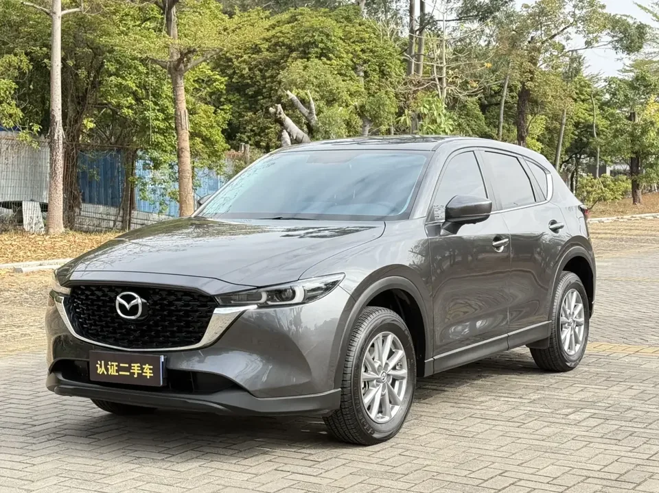 Mazda CX-5 Mazda CX-5 2025 2.0L Automatic 2WD Comfort 2025 — photo 1, buy with delivery to Moscow