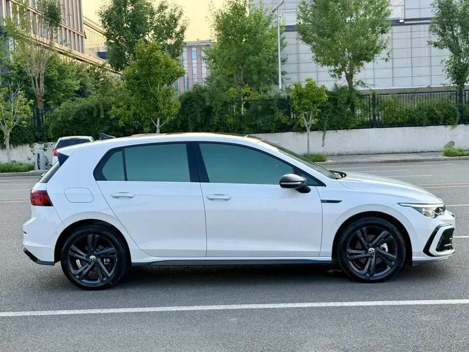 Volkswagen Golf golf 2023 280TSI DSG R-Line Lite 2023 — thumbnail 2