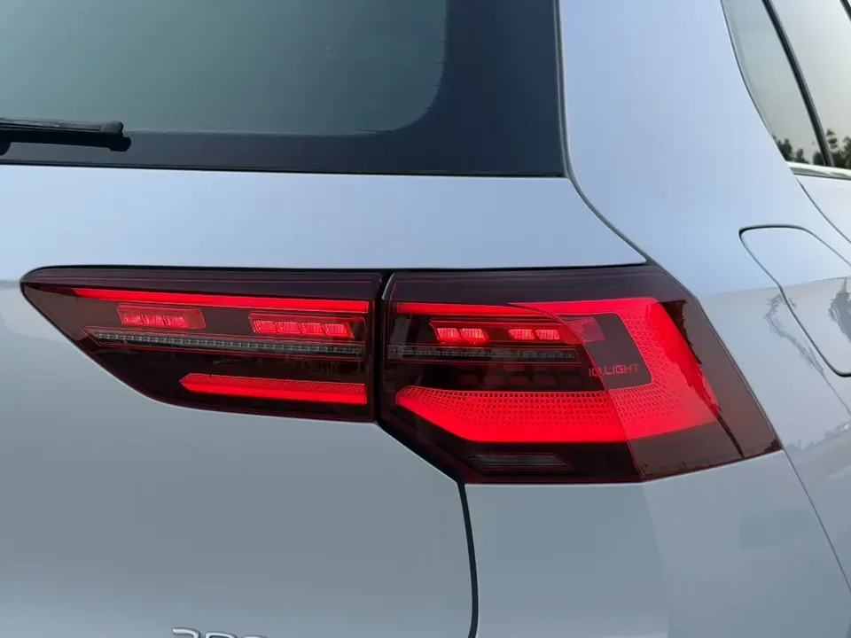 Volkswagen Golf golf 2023 280TSI DSG R-Line Lite 2023 — thumbnail 3