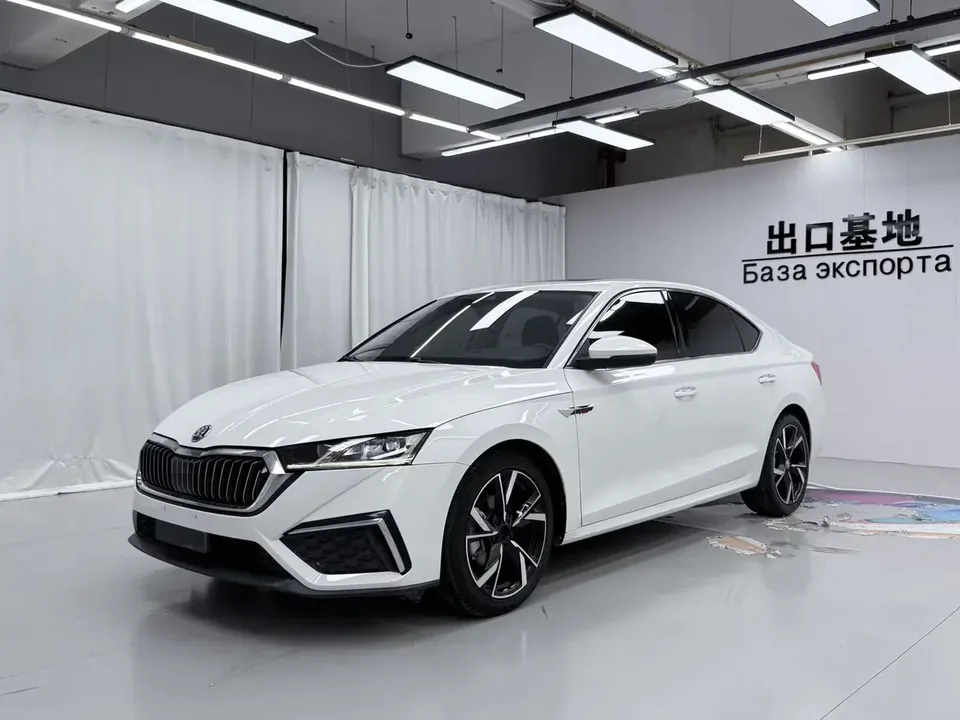 Skoda Octavia Octavia 2022 PRO TSI280 DSG Premium Edition 2022 — photo 1, buy with delivery to Moscow