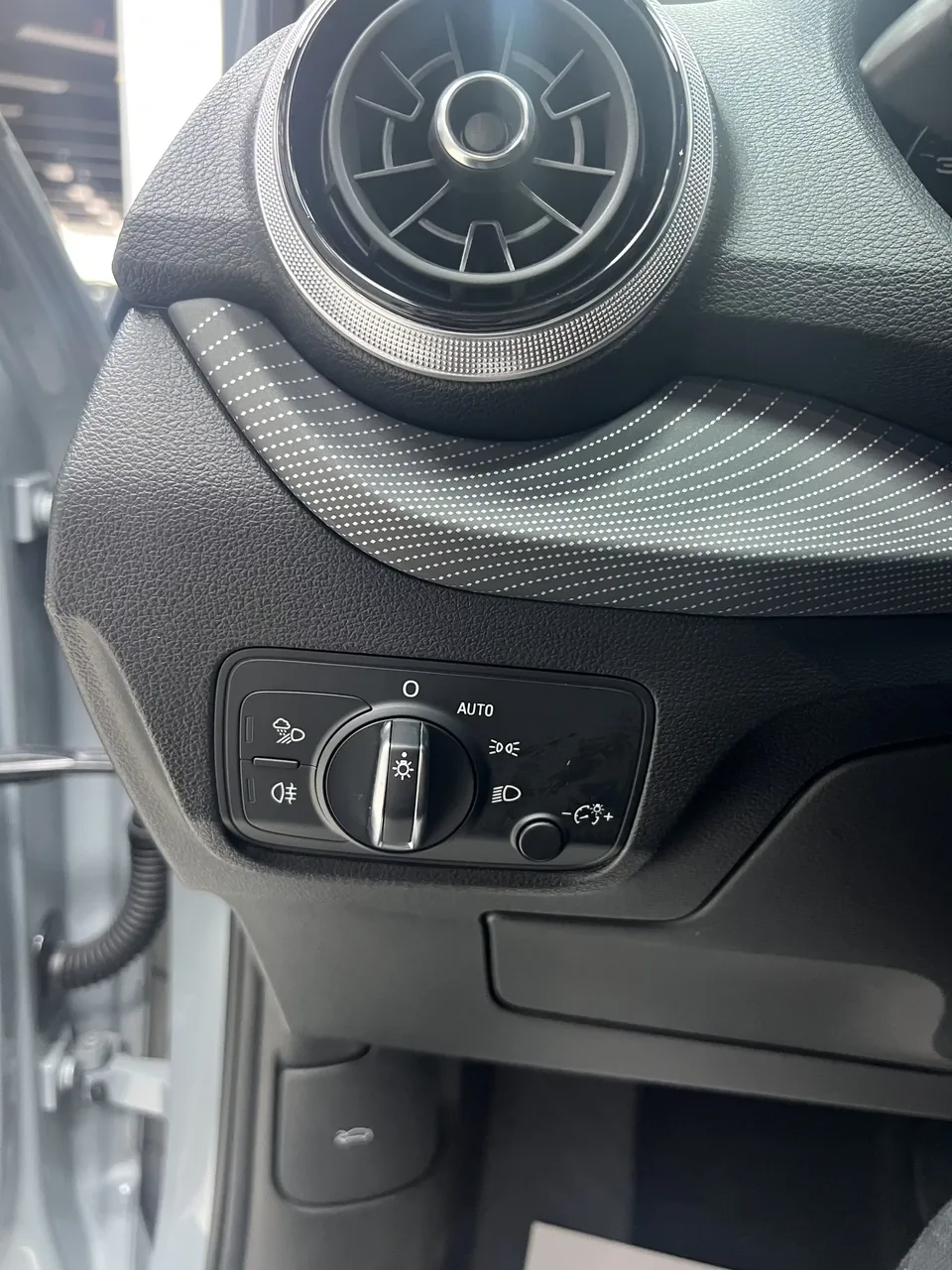 Audi Q2L Audi Q2L 2022 35 TFSI Stylish Dynamic 2022 — миниатюра 5