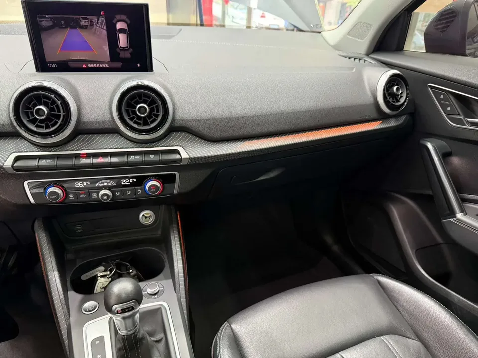 Audi Q2L Audi Q2L 2022 35 TFSI Stylish Dynamic 2023 — миниатюра 3