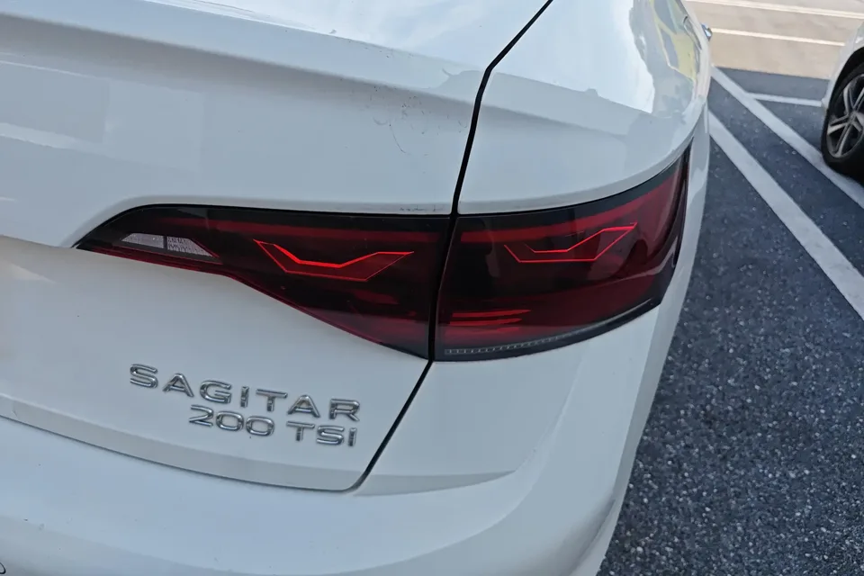 Volkswagen Sagitar Sagitar 2023 200TSI DSG Beyond Edition 2023 — thumbnail 2