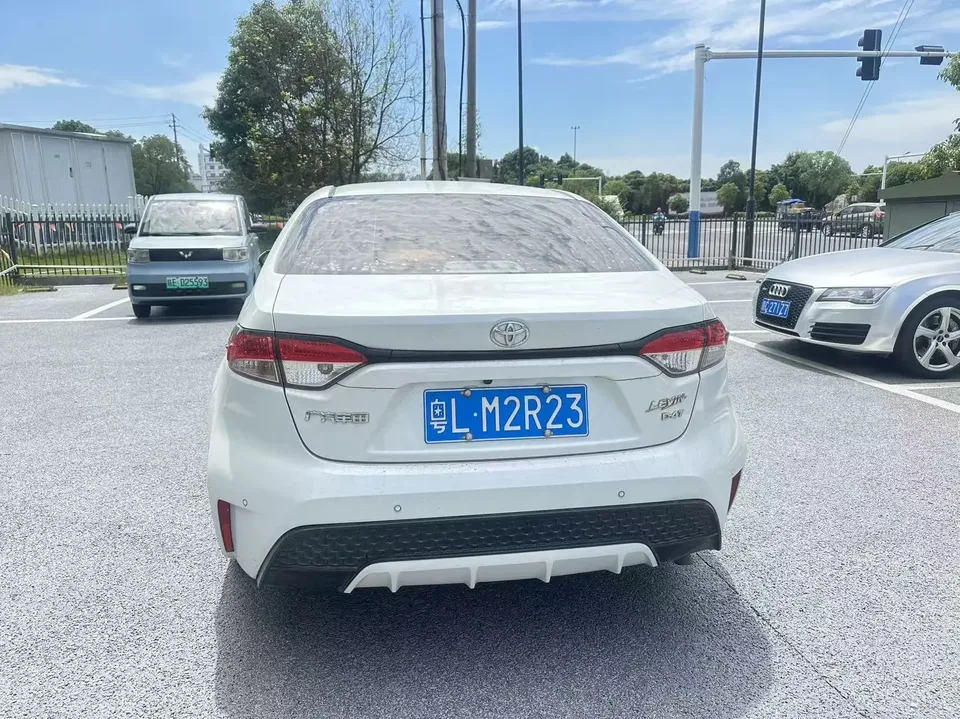 Toyota Levin Lei Ling 2022 185T CVT Sports Edition 2022 — миниатюра 2