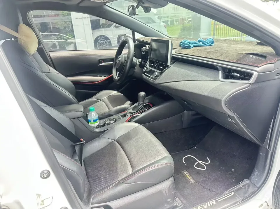 Toyota Levin Lei Ling 2022 185T CVT Sports Edition 2022 — миниатюра 3