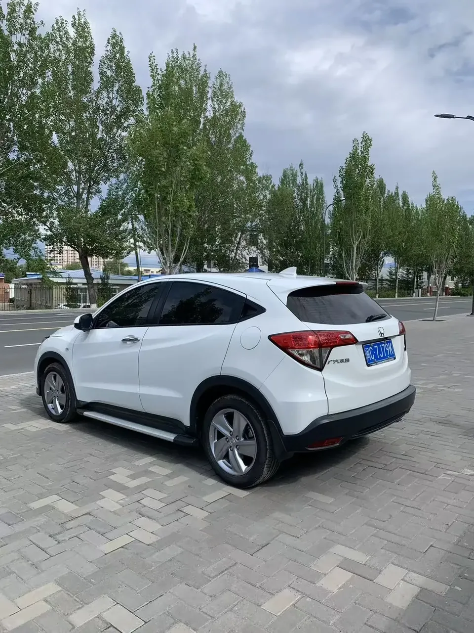 Honda VEZEL Binzhi 2022 1.5L CVT Elite Smart Edition 2022 — thumbnail 2