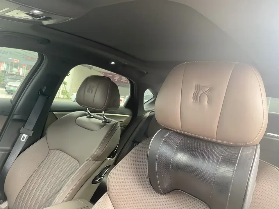 BYD Han DM Chinese DM 2022 DM-i 121KM Premium 2023 — thumbnail 3