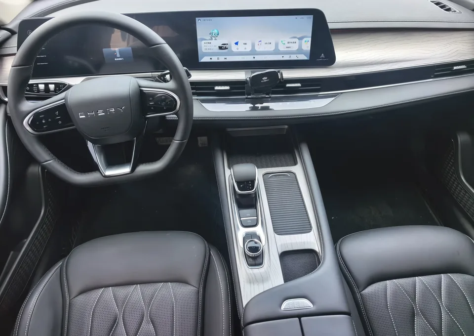 Chery Arrizo 8 Arrizo 8 2024 1.6TGDI DCT Intelligence 2024 — thumbnail 2