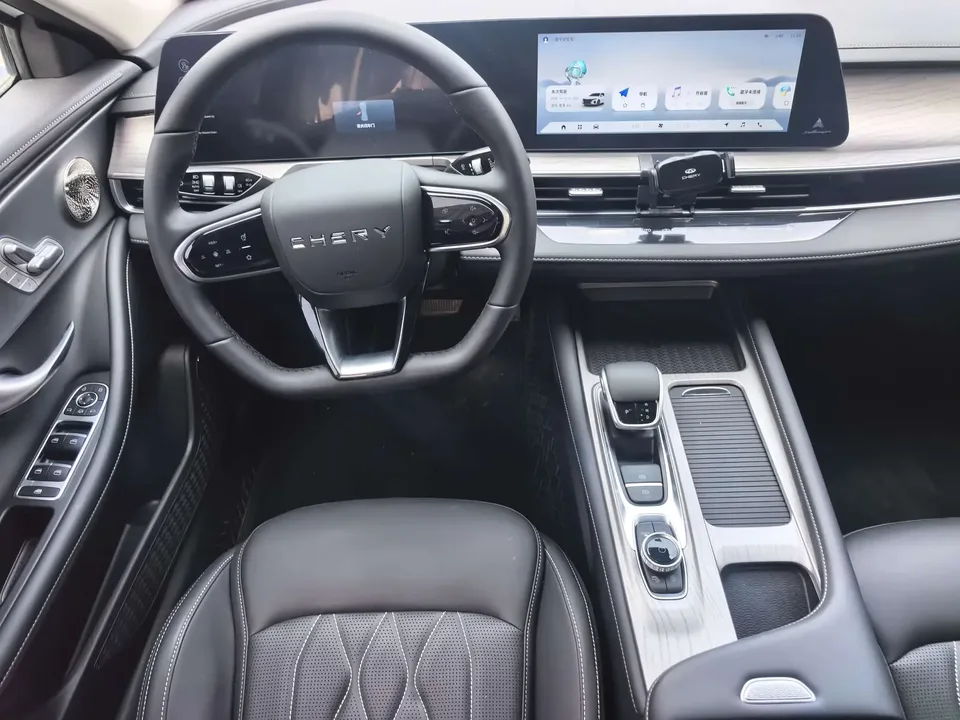 Chery Arrizo 8 Arrizo 8 2024 1.6TGDI DCT Intelligence 2024 — thumbnail 3