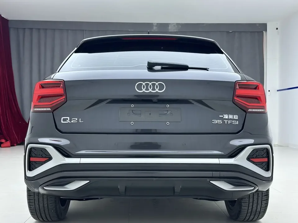 Audi Q2L Audi Q2L 2022 35 TFSI Stylish Dynamic 2022 — thumbnail 2