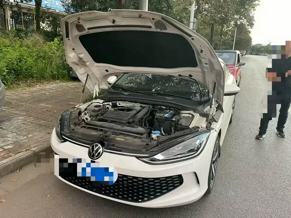 Volkswagen Lamando Lingdu 2022 Lingdu L 280TSI DSG Cool Edition 2022 — thumbnail 2