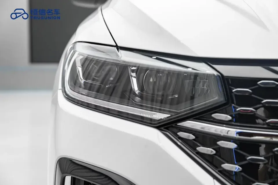 Volkswagen Lavida Lavida 2023 300TSI DSG Starry Sky Edition 2024 — thumbnail 3