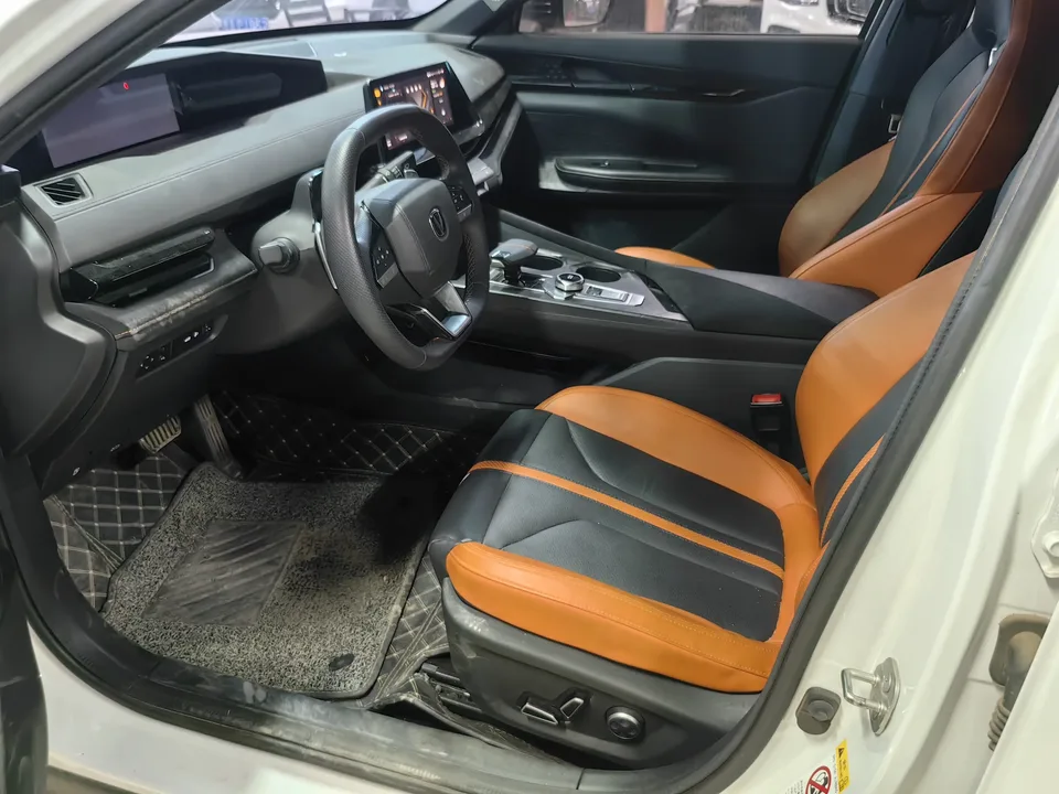Changan UNI-V Changan UNI-V 2024 1.5T Premium Sports 2025 — thumbnail 5