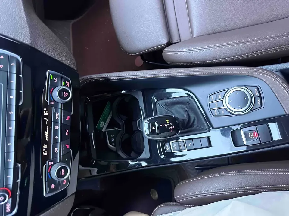BMW X1 BMW X1 2022 sDrive20Li Premium 2022 — thumbnail 5