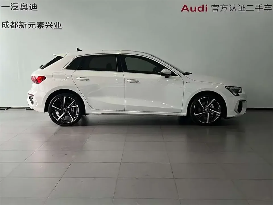 Audi A3 Audi A3 2024 Sportback 35 TFSI Stylish and sporty 2024 — thumbnail 5