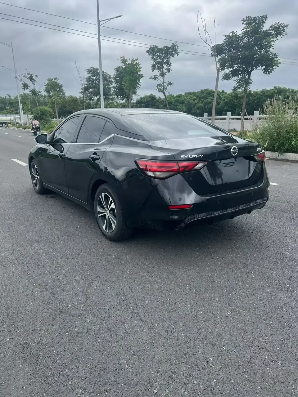 Nissan Sylphy Sylphy 2022 1.6L XL CVT Enjoy Edition 2022 — thumbnail 4