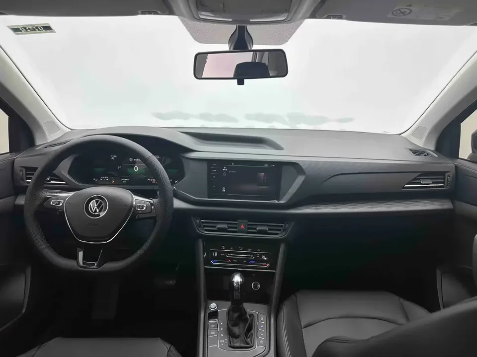 Volkswagen Tharu tuyue 2022 280TSI 2WD Fashion Edition 2022 — thumbnail 5