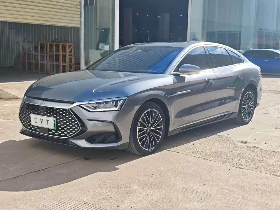 BYD Han DM Chinese DM 2022 DM-i 121KM Premium 2023 — photo 1, buy with delivery to Moscow