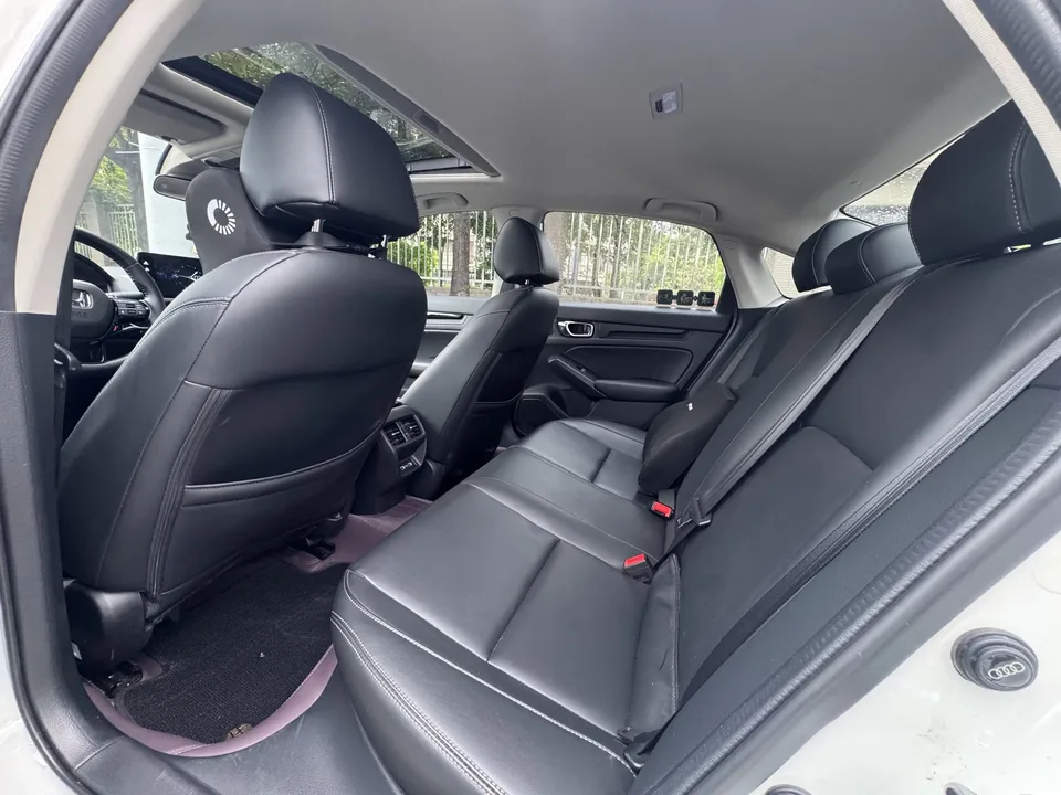 Honda Integra Style 2022 240TURBO CVT Tech Edition 2024 — миниатюра 3
