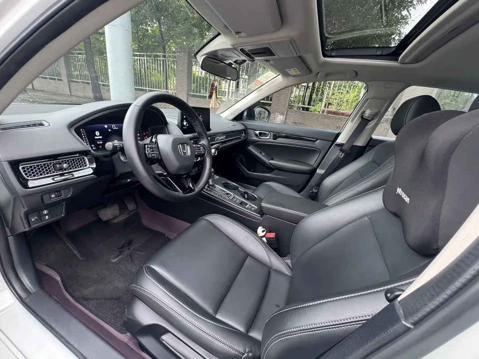 Honda Integra Style 2022 240TURBO CVT Tech Edition 2024 — thumbnail 5