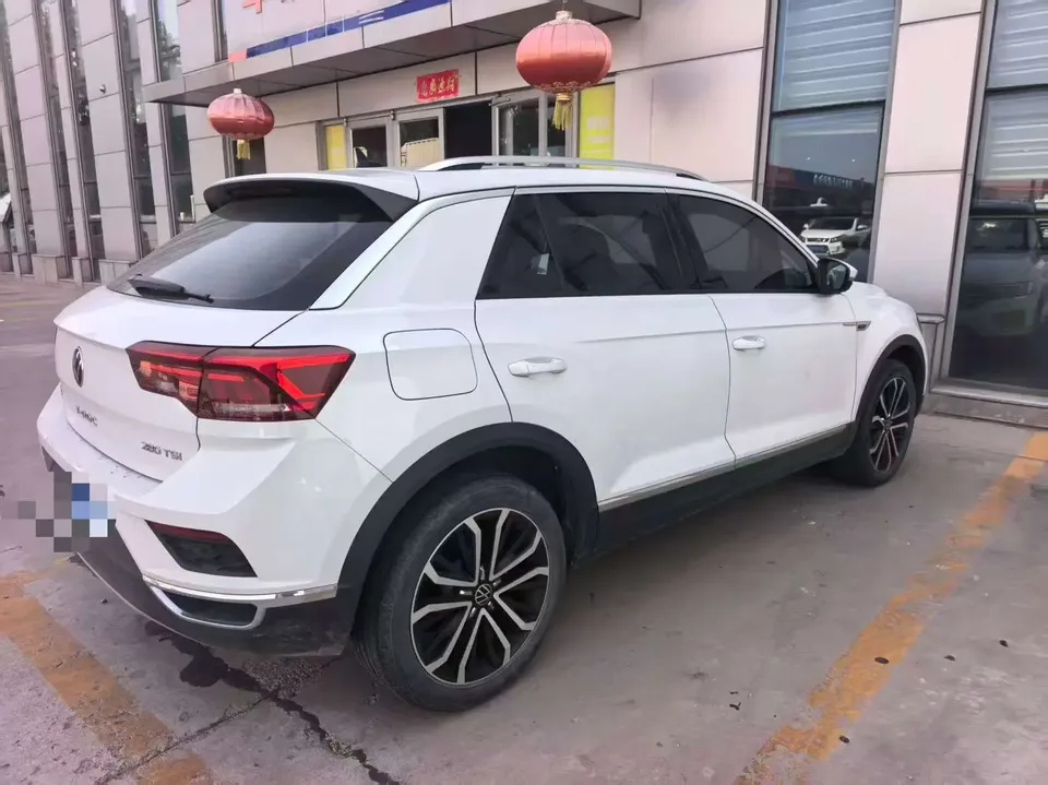 Volkswagen T-Roc TANG 2022 280TSI DSG 2WD Comfort PLUS 2022 — thumbnail 2