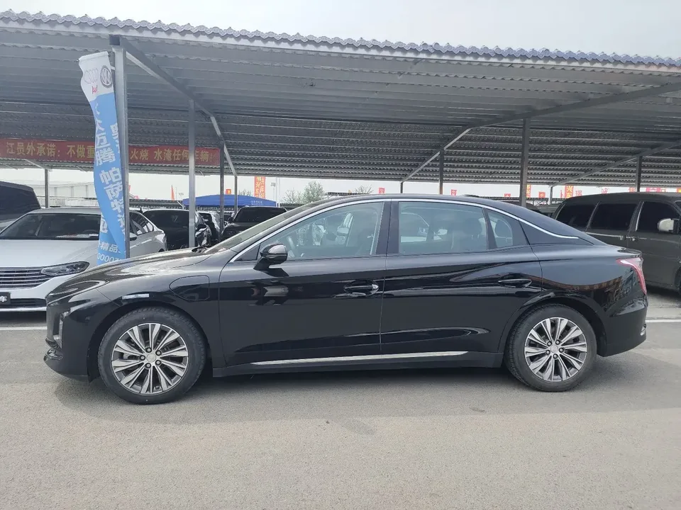Hongqi E-QM5 Hongqi E-QM5 2022 Charging 431km LeXiang Edition 5-seater 2022 — миниатюра 3