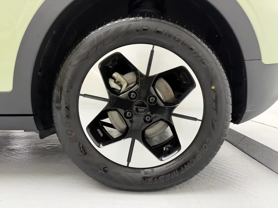 Geely Star Wish Star Wish 2025 UP 410km Explorer Edition 2025 — thumbnail 3
