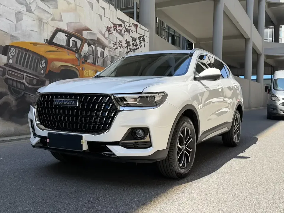 Haval H6 Haval H6 2023 National Trend Edition 1.5T Automatic City Edition 2024 — photo 1, buy with delivery to Moscow