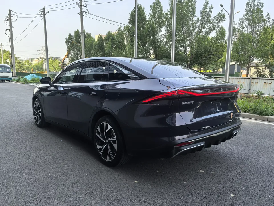 Geely Galaxy L6 Galaxy L6 2023 1.5T DHT 125km Starship 2024 — thumbnail 2
