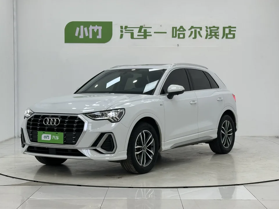 Audi Q3 Audi Q3 2023 35 TFSI Progressive Dynamic 2023 — photo 1, buy with delivery to Moscow