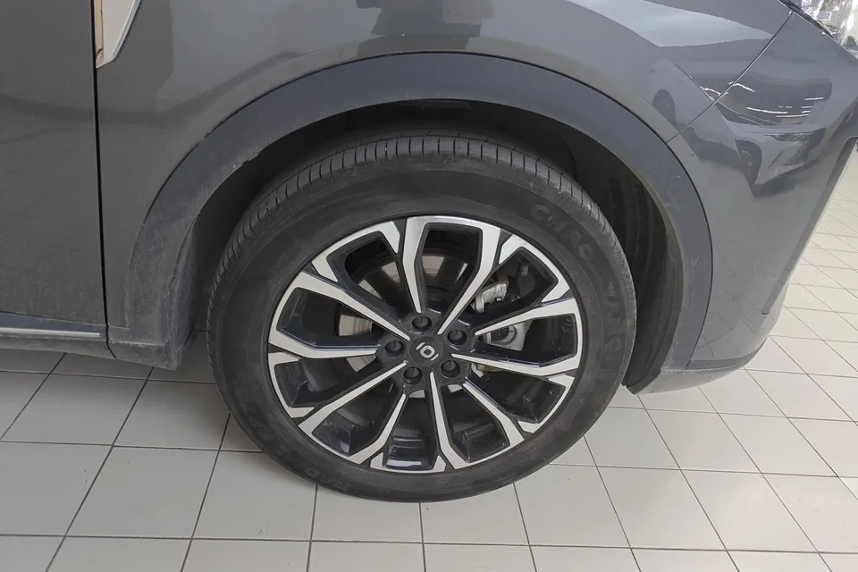 Changan Qiyuan Q05 Classic Changan Qiyuan Q05 Classic 2025 Really fragrant version 125 transcendence 2025 — thumbnail 3