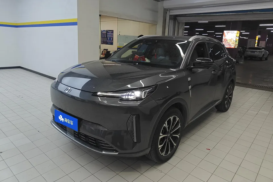 Changan Qiyuan Q05 Classic Changan Qiyuan Q05 Classic 2025 Really fragrant version 125 transcendence 2025 — photo 1, buy with delivery to Moscow